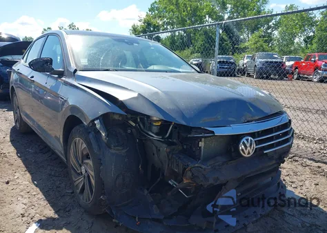 2019 Volkswagen Jetta 1.4T Sel Premium z USA, uszkodzony, nr VIN 3VWG57BU8KM089306